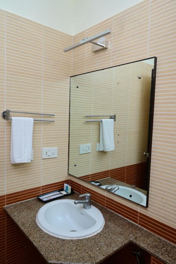 Sterling Keys By Tgi Hotel Бангалор Екстериор снимка